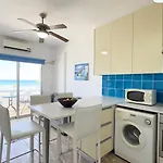 Kolonaki Seaview 1bdr Finikoudes Lárnaca