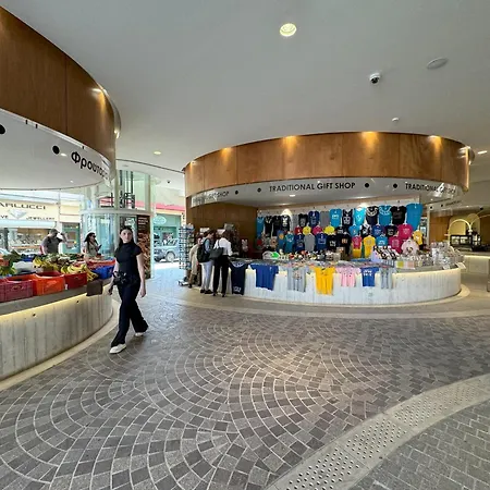 Kolonaki Seaview 1bdr Finikoudes * לרנקה