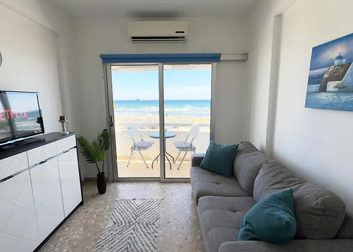 Kolonaki Seaview 1bdr Finikoudes *