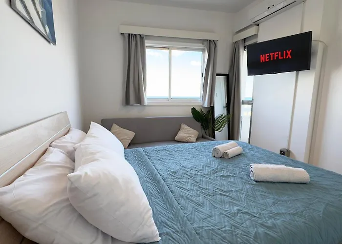 Kolonaki Seaview 1bdr Finikoudes *